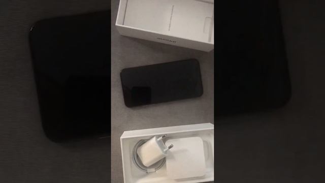 iPhone X’s unboxing Porohz0r смотреть онлайн