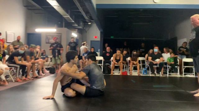 Mike John Vs. Bernardo Delibero смотреть онлайн