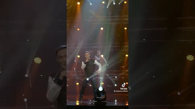 Юрий Шатунов "Ромашки" смотреть онлайн