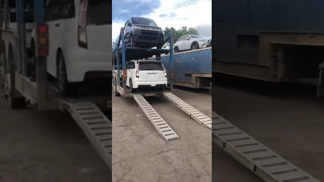 Встреча автовоза Honda Stream для клиента в Хабаровске. смотреть онлайн