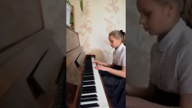 Артёменко Яна - Д. Штейбельт Сонатина C-dur смотреть онлайн