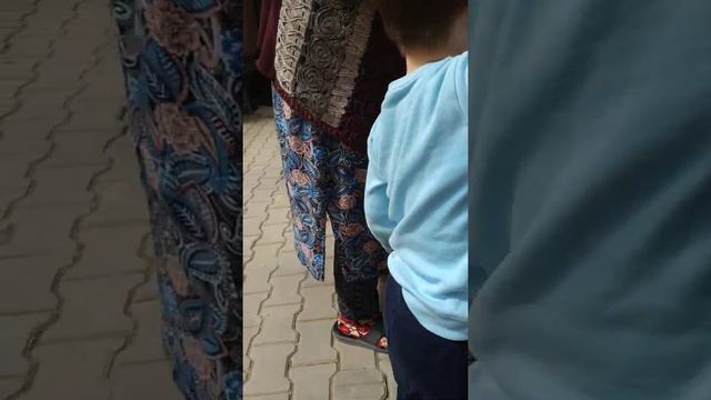 моя бабушка очень любит свои цветы смотреть онлайн
