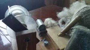 ?️Прялка.?️Как сделать⁉️ пряжу из шерсти?Знакомьтесь?,Кузьма))