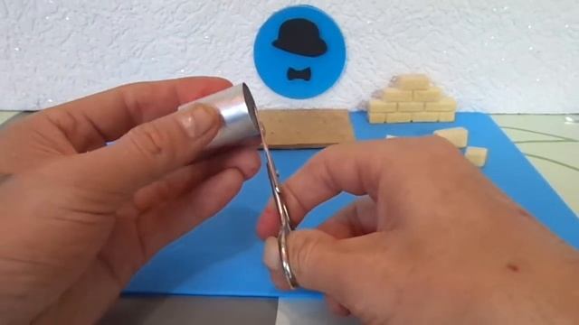 СТРОИТЕЛЬНОЕ ЧУДО из ПЕНОПЛАСТА. Сувенир для строителя каменщика. Поделки своими руками. смотреть онлайн