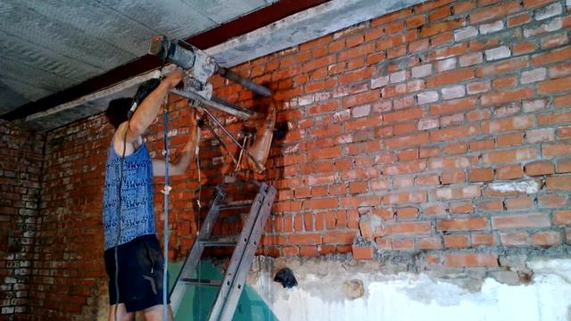 Бурление стены смотреть онлайн