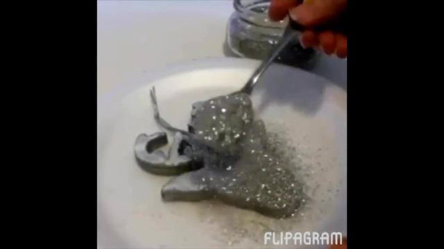 How to Apply German Glass Glitter смотреть онлайн