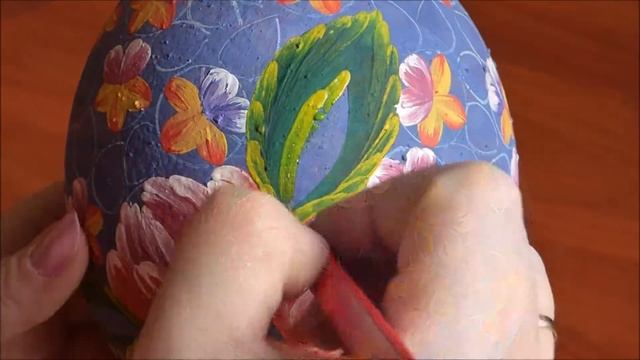 Писанка з фіалками та тюльпанами, петриківський розпис смотреть онлайн