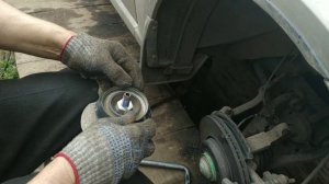 Новые амортизаторы и пружины на Ларгус. 123 тыс. км.