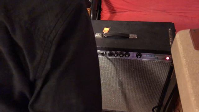 Fender Bassman Ten ‘70s смотреть онлайн