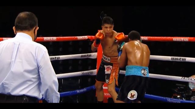 Jaime Munguia Rip's Tureano Johnson's Lip to Win via K.O. смотреть онлайн