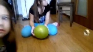 Лопаем шары