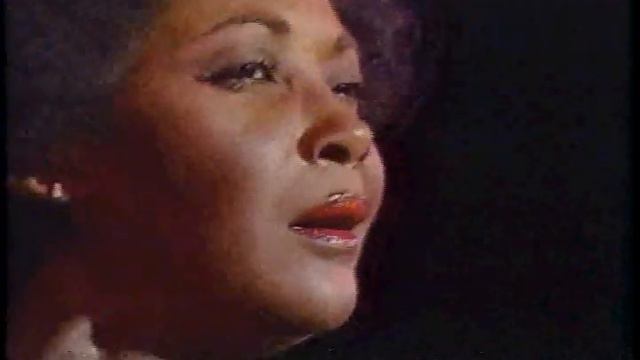 Nancy Wilson - "Drinkin' Again" смотреть онлайн