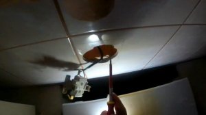 Замена подгорелой розетки на кухне над столом в кухне