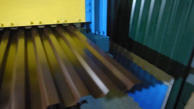 Станок для производства профнастила из тонкого металла (0,25 мм) смотреть онлайн