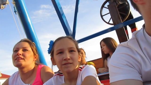 Качель "Пират", парк Кызылорда смотреть онлайн