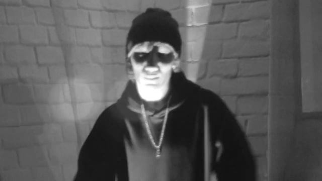 Уличный Звук a.k.a Скиталец - Прямой репортаж смотреть онлайн