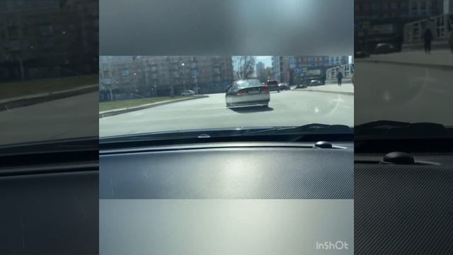 Круговое движение (площадь К. Маркса), 3-й съезд, по ул. Белинского от комсомольской площади. смотреть онлайн