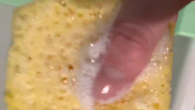 ASMR GENTLE FOAMING WITH YELLOW SPONGE ? ? GORGEOUS / АСМР НЕЖНОЕ ВСПЕНИВАНИЕ С ЖЕЛТОЙ ГУБОЧКОЙ смотреть онлайн