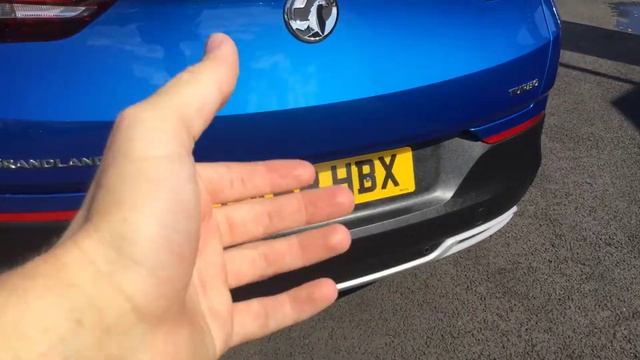 Vauxhall Grandland X - DV68HBX смотреть онлайн