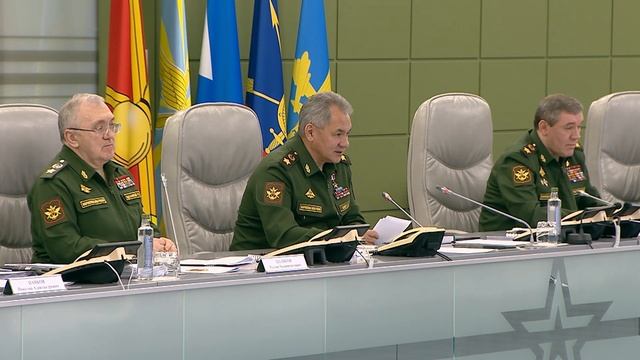 Министр обороны о новых возможностях и ресурсах удаленных гарнизонов смотреть онлайн