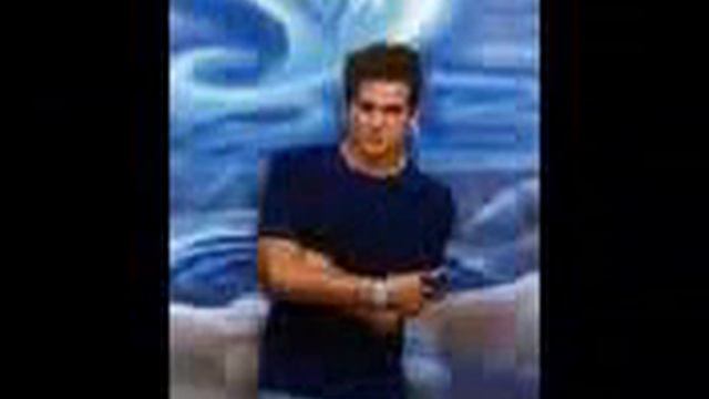 Eric SZmanda смотреть онлайн