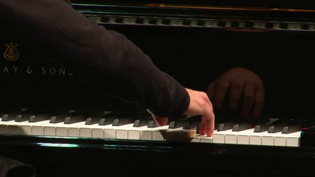 Matteo Weber plays G.Ligeti: Étude No. 6 "Automne à Varsovie" смотреть онлайн