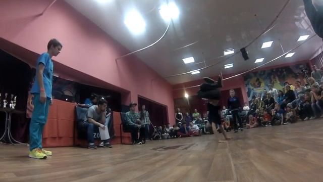 КОЧЕТКОВ ВЛАД (DOMINANT CREW) VS ??? VS ??? VS ??? | ОТБОР | PARTY JAM 2013 | АЛЕКСАНДРОВ смотреть онлайн