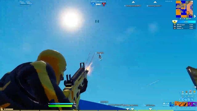 Fortnite Clapping kid with gold skull trooper смотреть онлайн