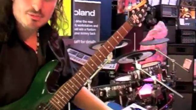 Roland VG99 Guitar Effects Demo - Alex Hutchings @ PMT смотреть онлайн
