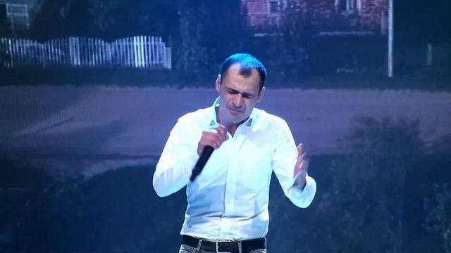 Владислав Ракуть Не прадаецца хата бацькоў