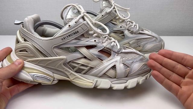 ШЕДЕВР ОТ БАЛЕНСИАГИ  // обзор Balenciaga Track 2