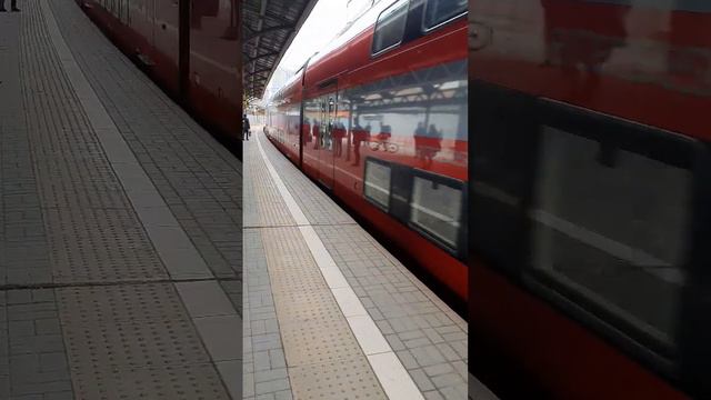 Аэроэкспресс прибывает на Белорусский вокзал #аэпоэкспресс #шереметьево #белорусскийвокзал #поезд смотреть онлайн