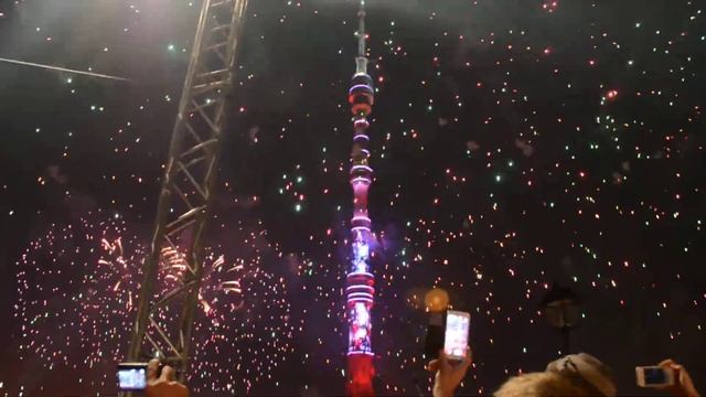 Грандиозный салют в честь открытия круга света)) часть 1 смотреть онлайн