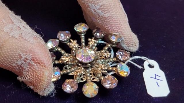 Сказочное сияние украшений Sherman. Редкие антикварные броши-пряжки William B. Kerr, Bippart & Co. смотреть онлайн