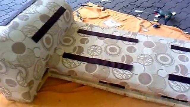 бежевый диванчик смотреть онлайн