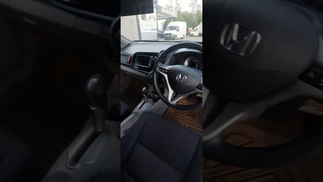 Honda Insight 2010г Гибрид смотреть онлайн