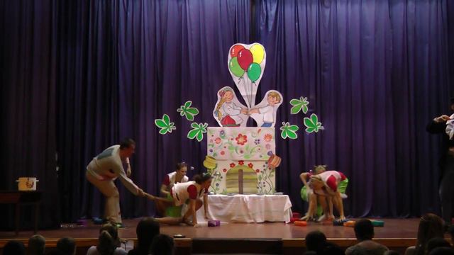 «Четыре таракана и сверчок», вожатые смотреть онлайн