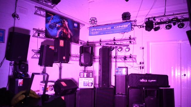 Chauvet DJ Wash FX Hex @ Phase One смотреть онлайн