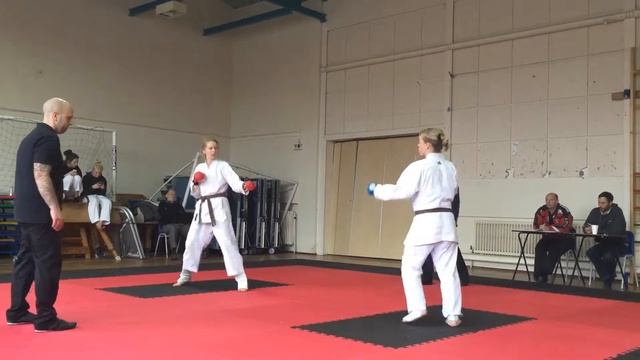 Helen - MAIUK Competition November 2015 (Individual Kumite) смотреть онлайн