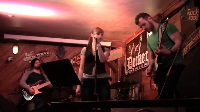 Sweet music band в Docker ABC смотреть онлайн