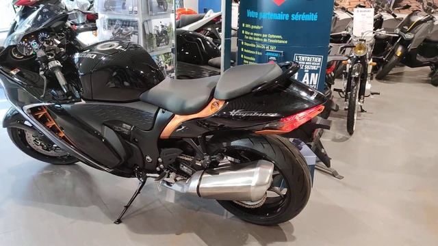 Suzuki Hayabusa GSX1300RRQM2 Présentation смотреть онлайн