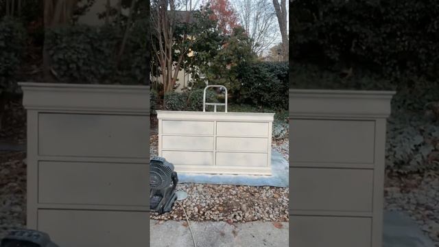 Free Dresser ➡️ $450 Profit in less than 24 hours #diy #furniture #furnitureflip #furnituredesign смотреть онлайн