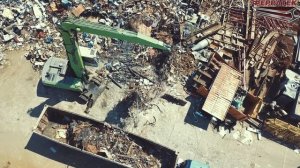 Перегружатель SENNEBOGEN. Лом чёрных металлов