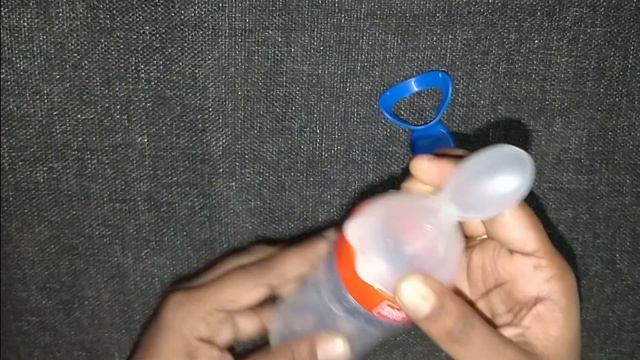 Baby bottles and Spoons-Tamil I Munchkin 360 cup I Squeezer I Fruit nibbler I Mee Mee Spoons Review смотреть онлайн