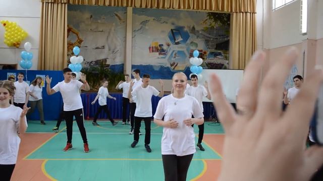Зажигательный танец арива ВЫПУСК 2015 смотреть онлайн