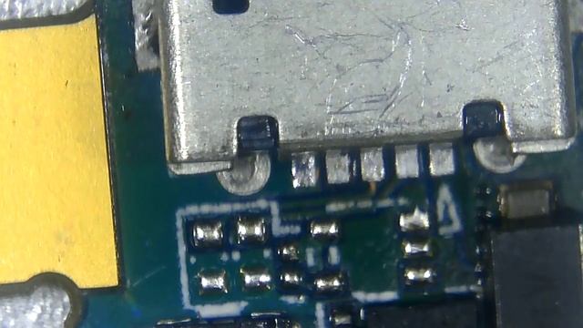 Пайка гнезда микро юсби micro USB под микроскопом. смотреть онлайн
