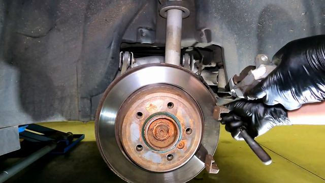 🤢Vidange Boite / Pont / LDF🤮 sur cette BMW E39 525i + Traitement Xenum MG GEAR + casse étrier frei смотреть онлайн