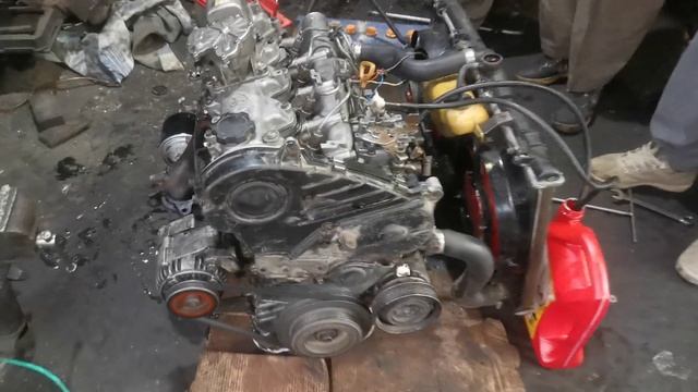 Toyota 2C 2000cc engine ¦ engine start смотреть онлайн