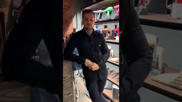 В гостях у бренда Mustang Professional и знакомства с юными чемпионами парикмахерского искусства смотреть онлайн