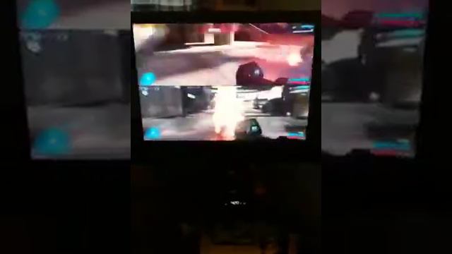 HALO FREAKOUT смотреть онлайн